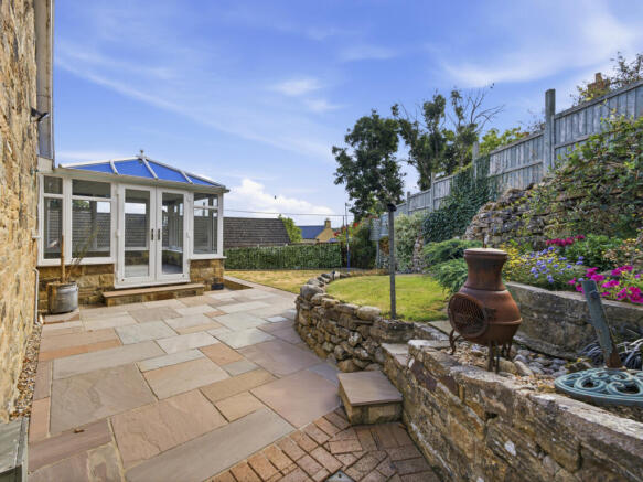 3 bed Detached Bungalow for sale Image 4