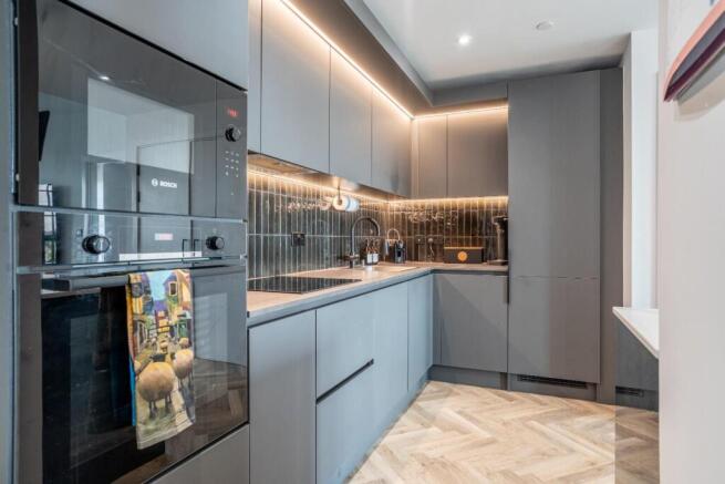 2 bed Apartment for sale Image 7