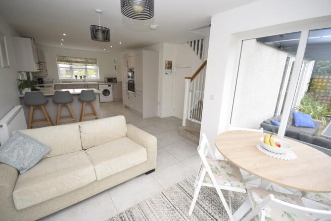 Kitchen/Diner/Far...