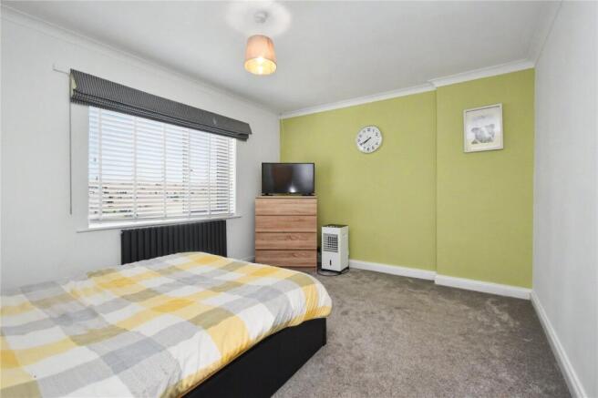 3 bed Semi-Detached for sale Image 12