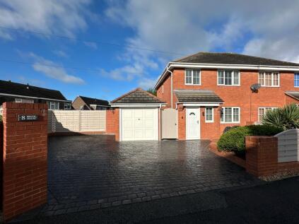 Brook Street, Newhall, DE11