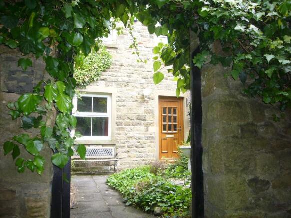 Photo 10