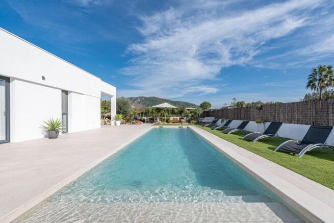 Swimming Pool (3)