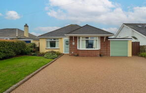 66, Nut Bush Lane, Torquay TQ2 6SD