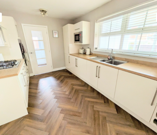 Broadlands, Rotherham, South Yorkshire, S66 photo 4