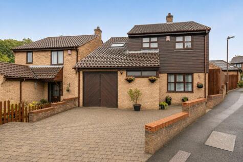 Samara Close, Chatham