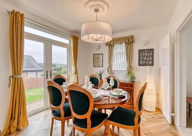 23 Conduit Lane-02.jpg