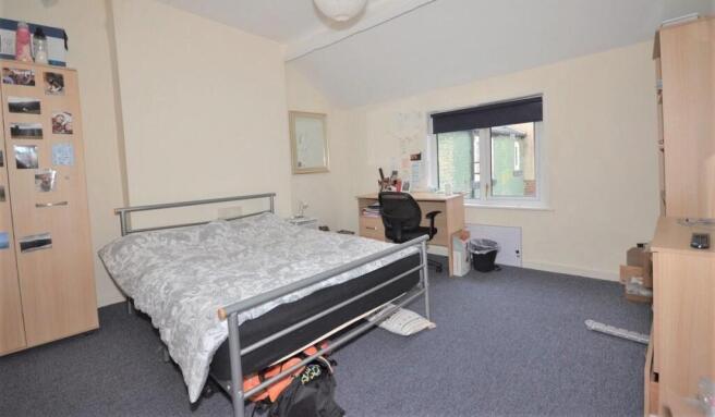 6 bed Terraced for sale Image 9
