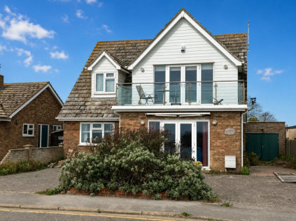 East Terrace, WALTON ON THE NAZE, CO14