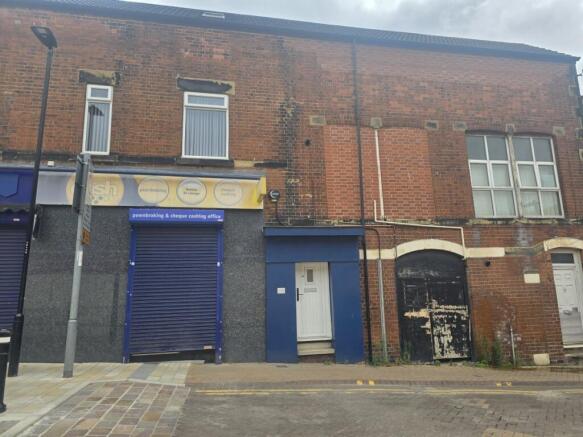 2 bed Flat to rent Image 8