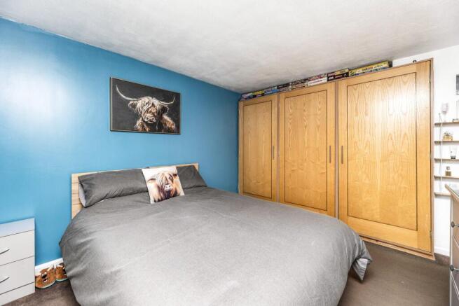 3 bed Semi-Detached for sale Image 10