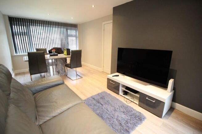 Lounge / Dining Room