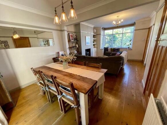 3 bed Semi-Detached for sale Image 6