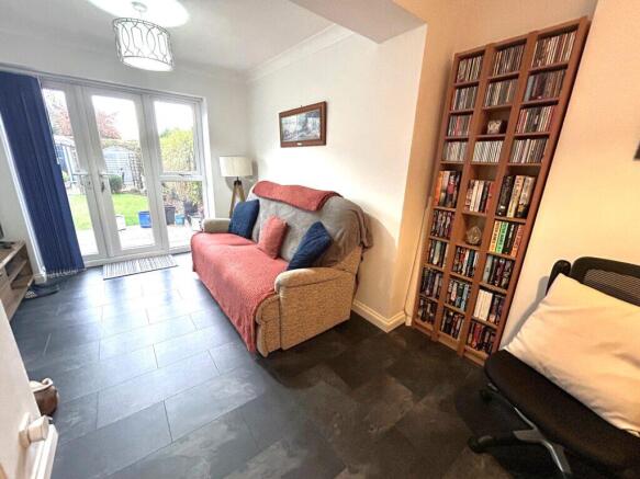 3 bed Semi-Detached for sale Image 9