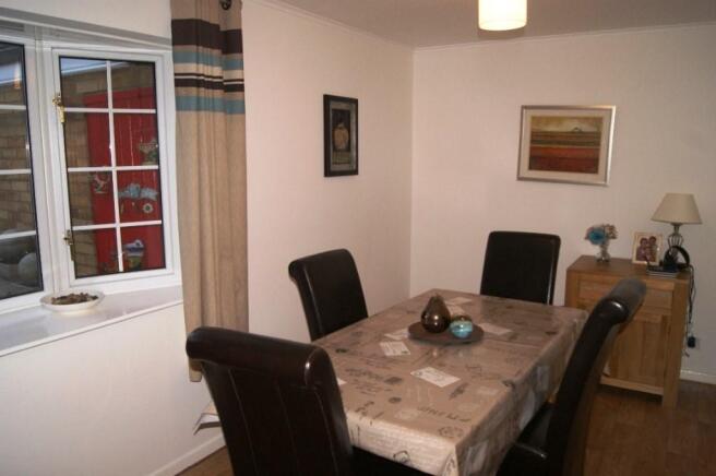 Bedroom/dining