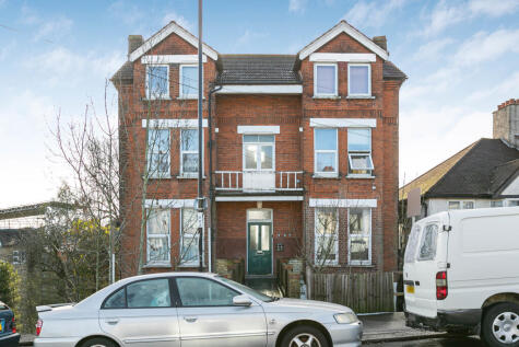 Canham Road, London, SE25