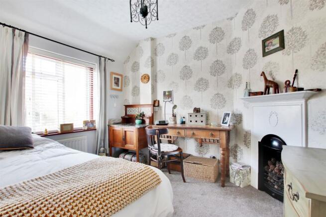 Bedroom 2.jpg
