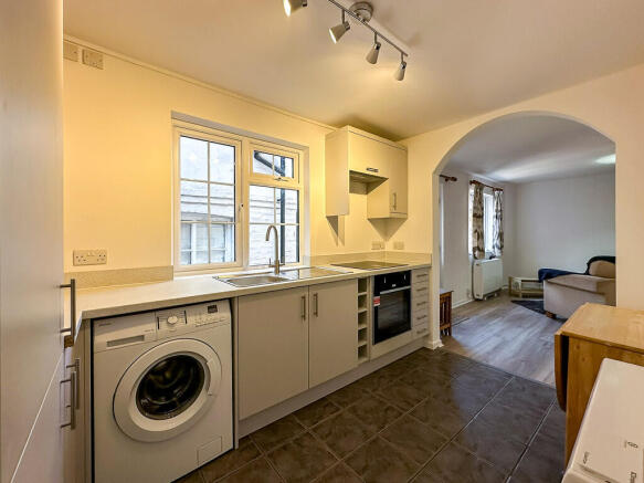 Kitchen (2)