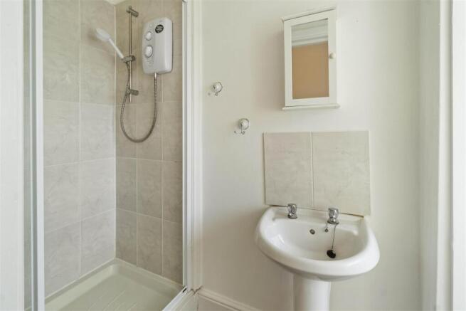 Shower Room.jpg