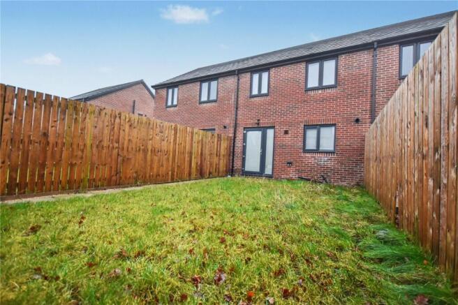 3 bed Town House for sale Image 6