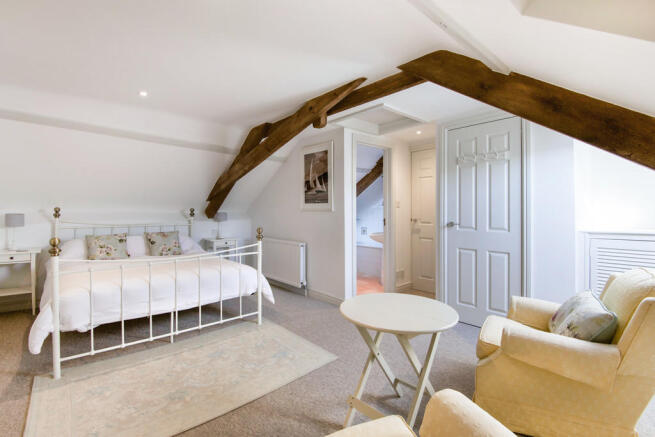 Guest bedroom