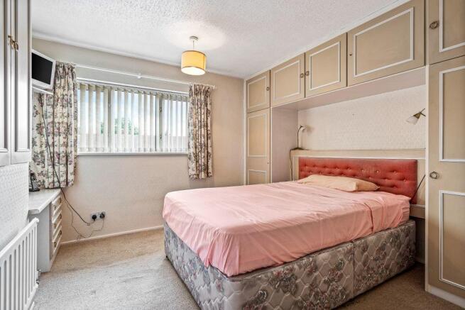 Bedroom 1 (Double)