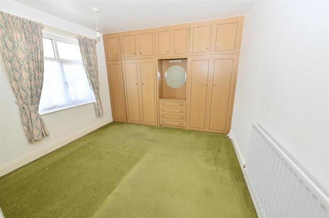 3 bed Terraced for sale Image 9