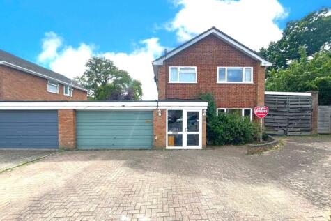 Whitmore Green, Farnham, Surrey, GU9