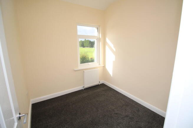 3 bed Semi-Detached to rent Image 9
