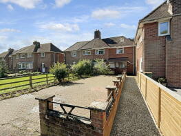 18, Blackwood, Coalville LE67 4RF