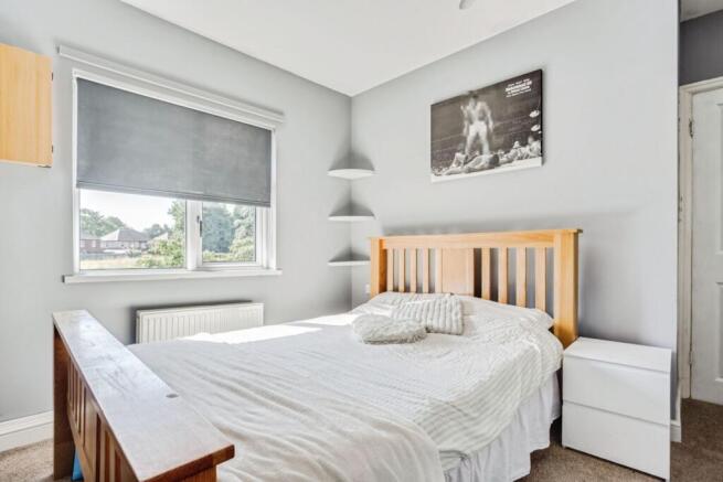 3 bed Semi-Detached for sale Image 10