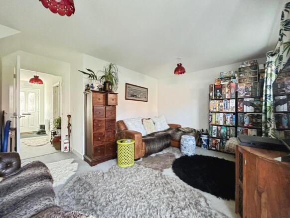 3 bed Semi-Detached for sale Image 7