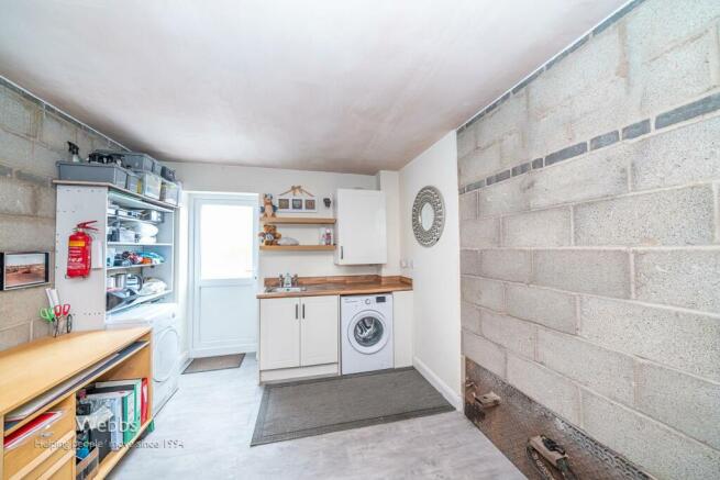 garage with utility area