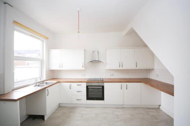 2 bed Terraced for sale Image 6