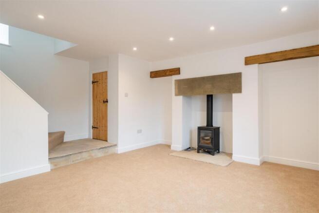 Living Room-4.jpg