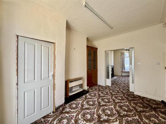 4 bed Semi-Detached for sale Image 7