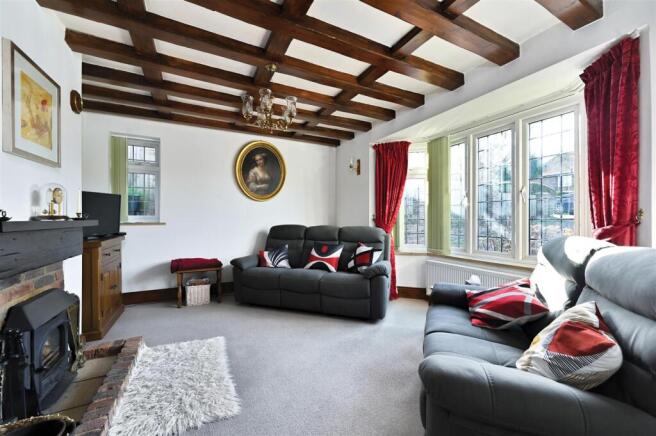 Oak-Cottage-Maple-Avenue (16).jpg