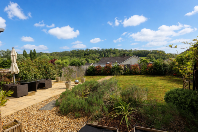 Views and garden to the rear