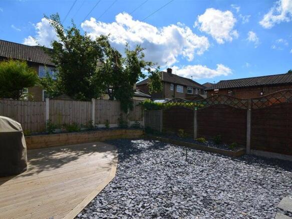 4 bed Semi-Detached for sale Image 10