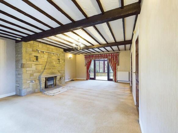 4 bed Detached to rent Image 7