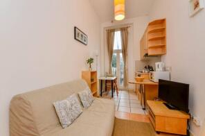 Room A, 48, Penywern Road, London SW5 9SX