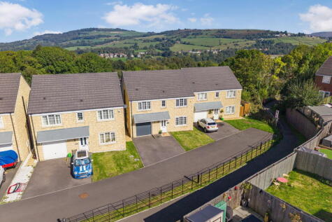 Hawthorn Close, Disley, SK12 2GE