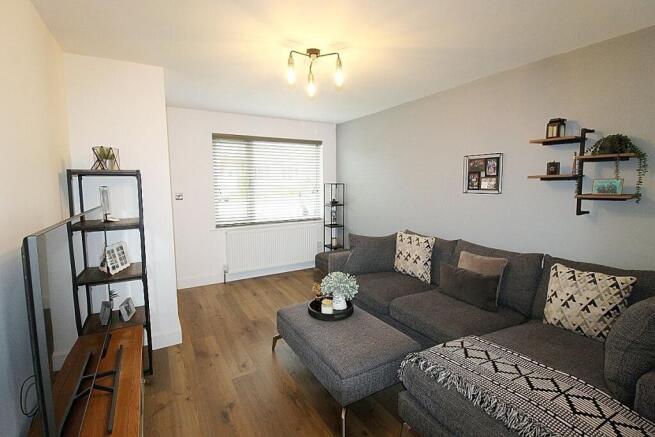 2 bed Town House for sale Image 5
