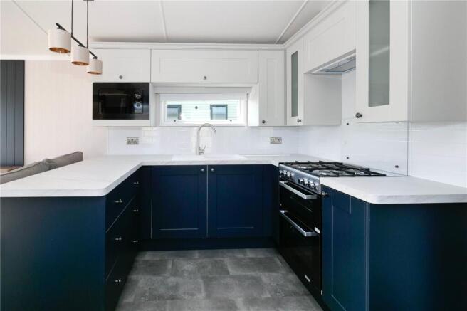 2 bed Detached for sale Image 4