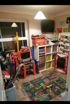 Photo 8