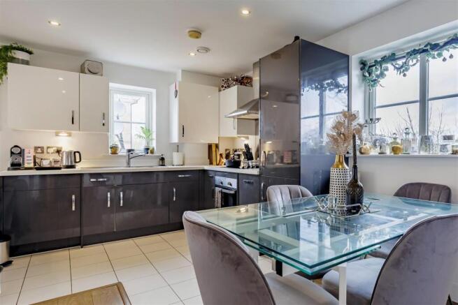 61 Buckingham Road (10).jpg