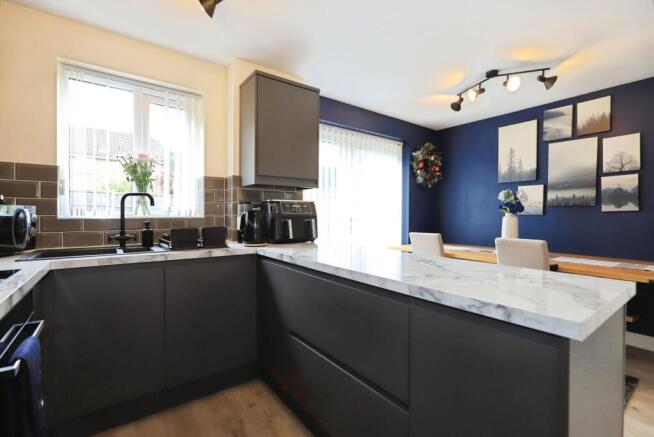 Fitted Kitchen