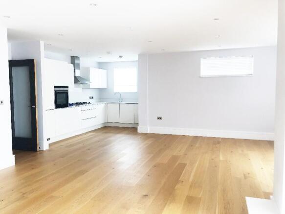 Lounge/Kitchen