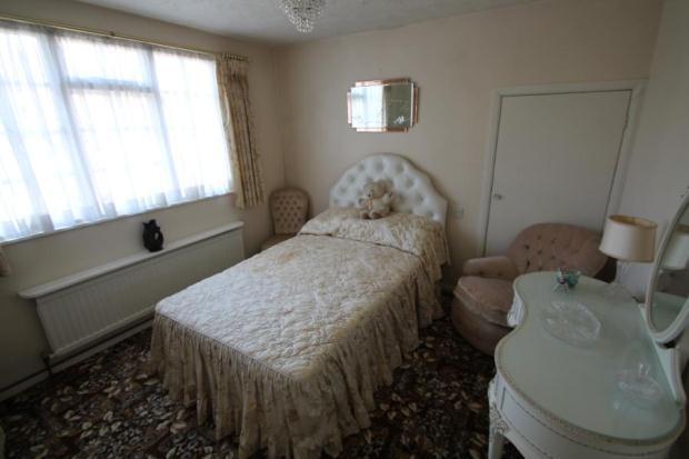 BEDROOM 4