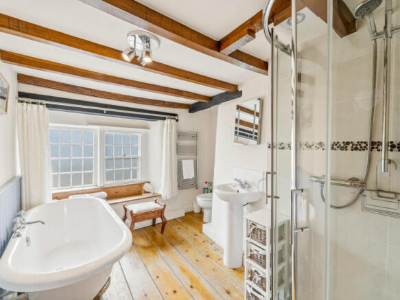 2 bed Detached for sale Image 10